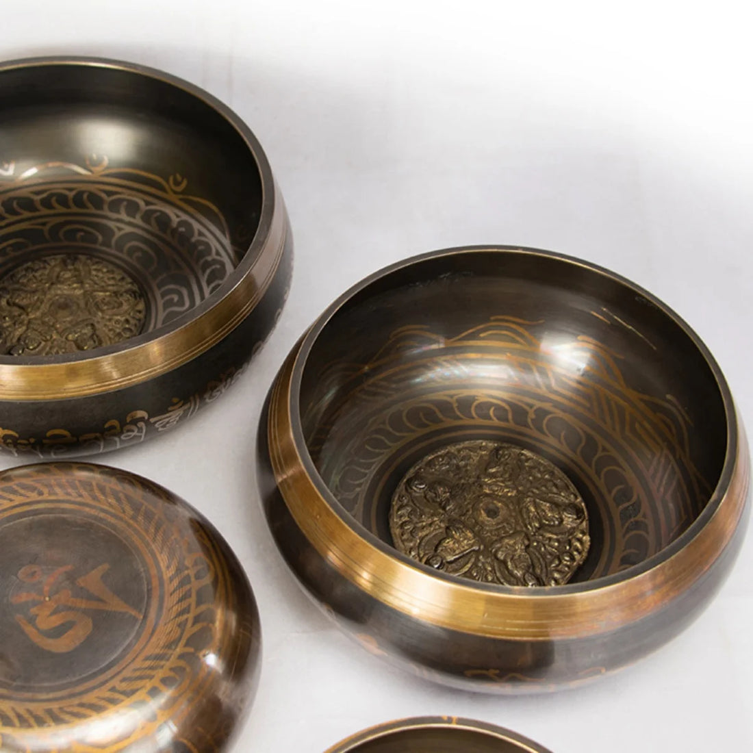 Tibetan Singing Bowl Set for Meditation & Chakra Healing (8.5–20CM)