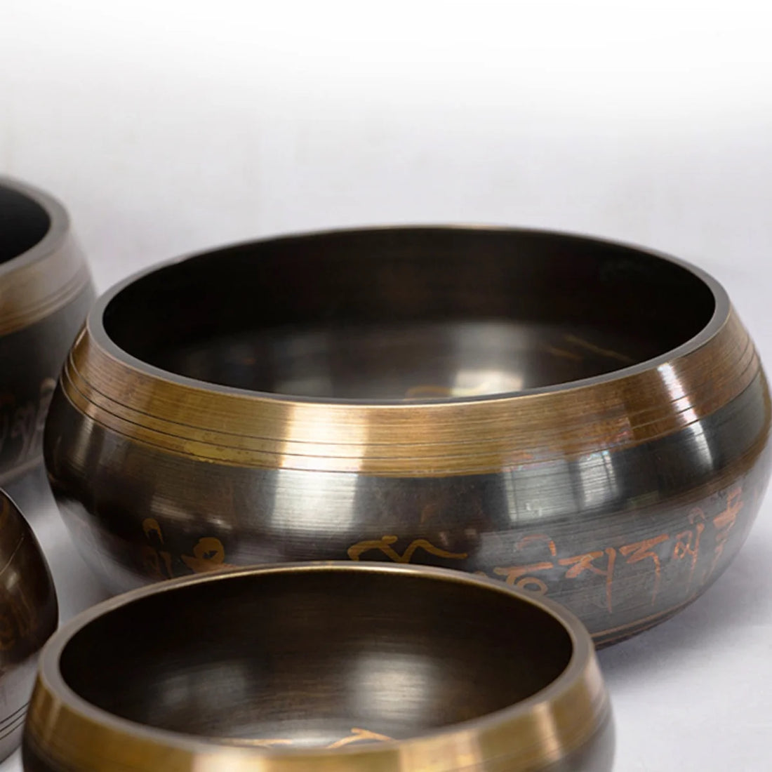 Tibetan Singing Bowl Set for Meditation & Chakra Healing (8.5–20CM)