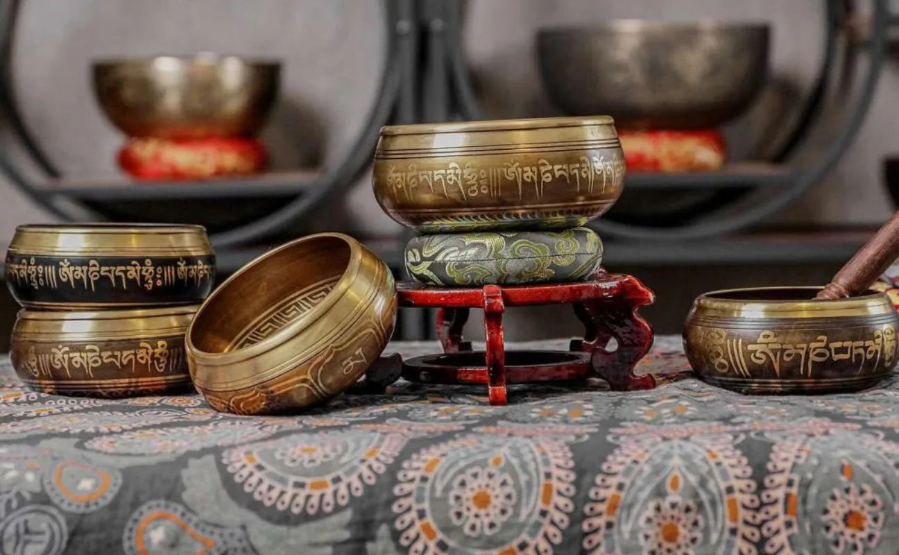 Large Tibetan Brass Singing Bowl – Handmade in Nepal