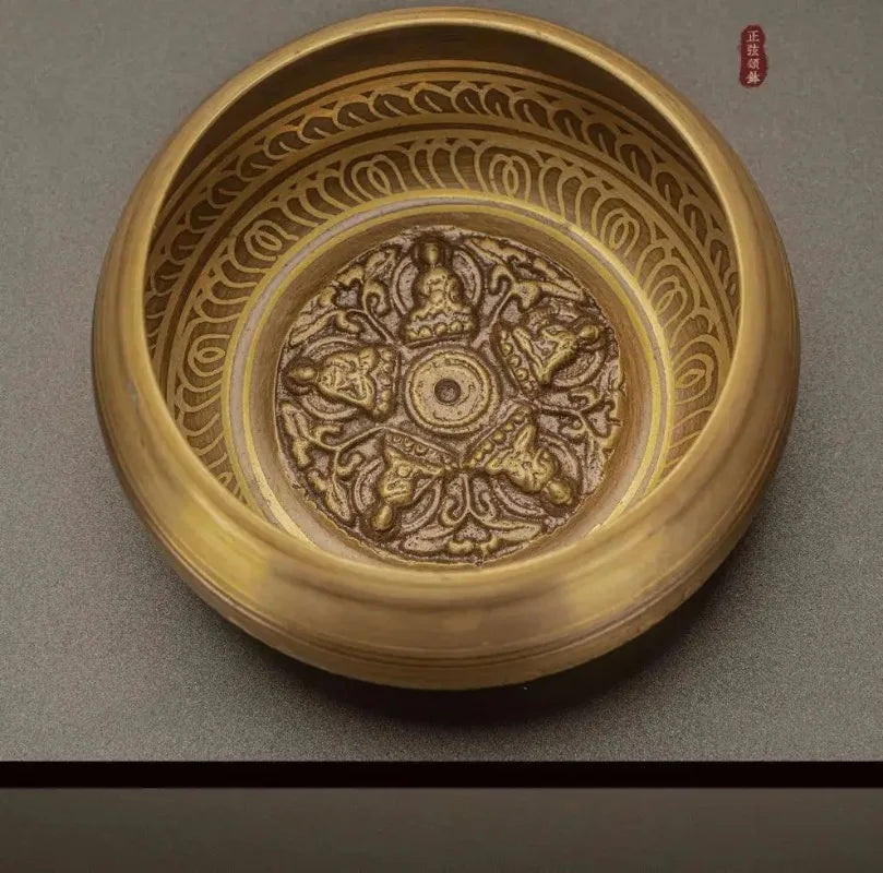 Large Tibetan Brass Singing Bowl – Handmade in Nepal